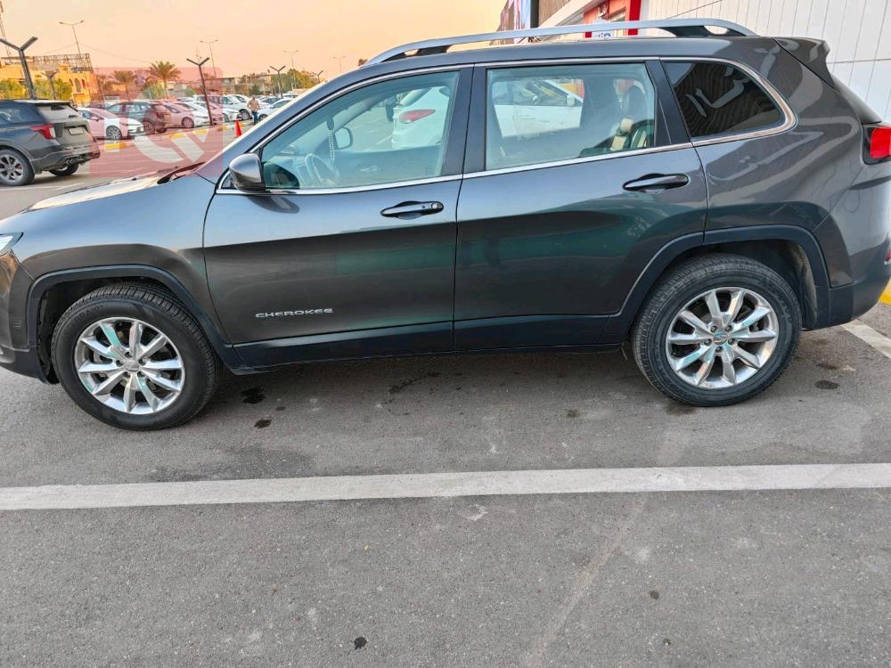 Jeep Cherokee